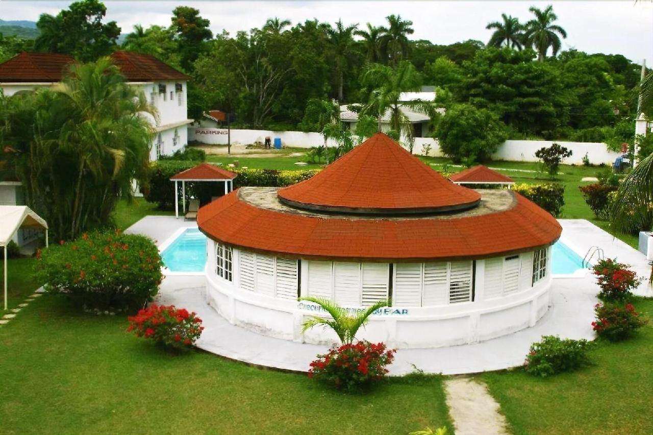 Executive Mammee Bay Hotel Ocho Rios Ngoại thất bức ảnh