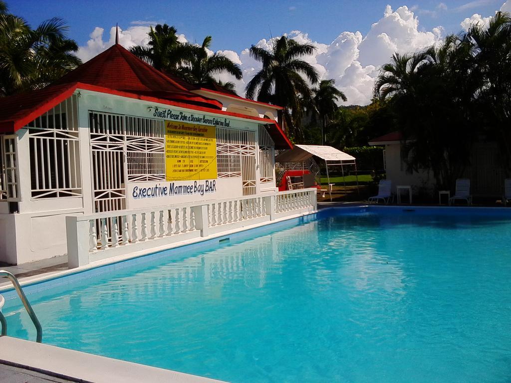 Executive Mammee Bay Hotel Ocho Rios Ngoại thất bức ảnh